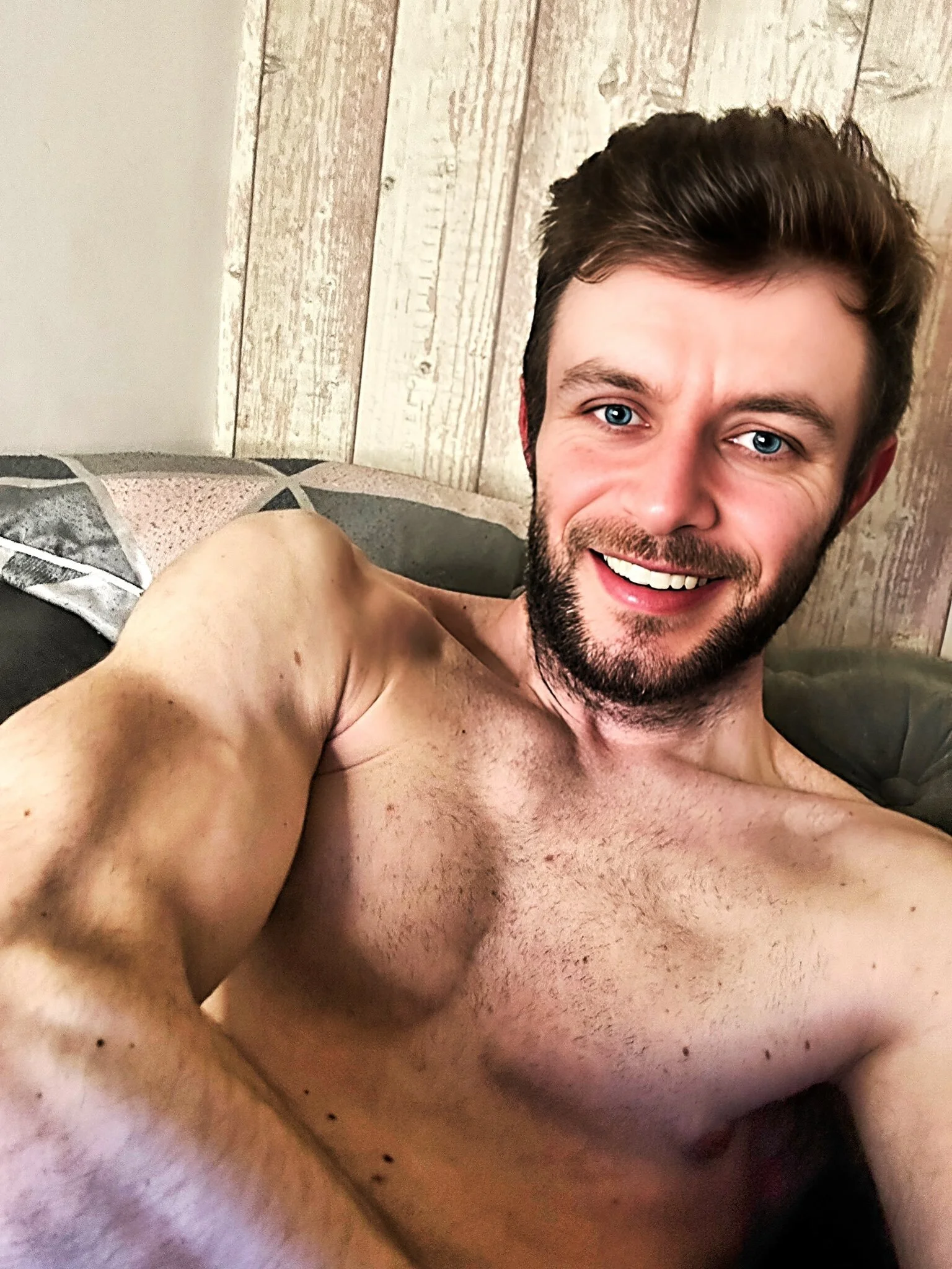XXX Porn Photo of Nude MasterJakeJohns 9