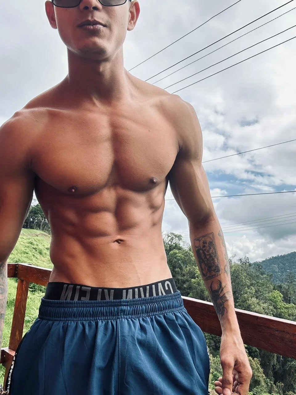 XXX Porn Photo of Nude Paradise_boy_s 5