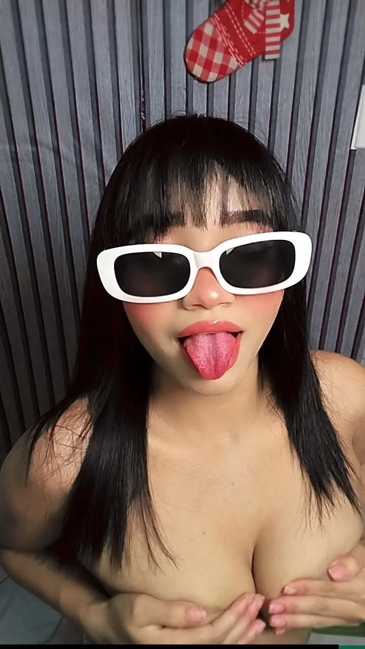 XXX Porn Photo of Nude Vanessa__Hot_ 2