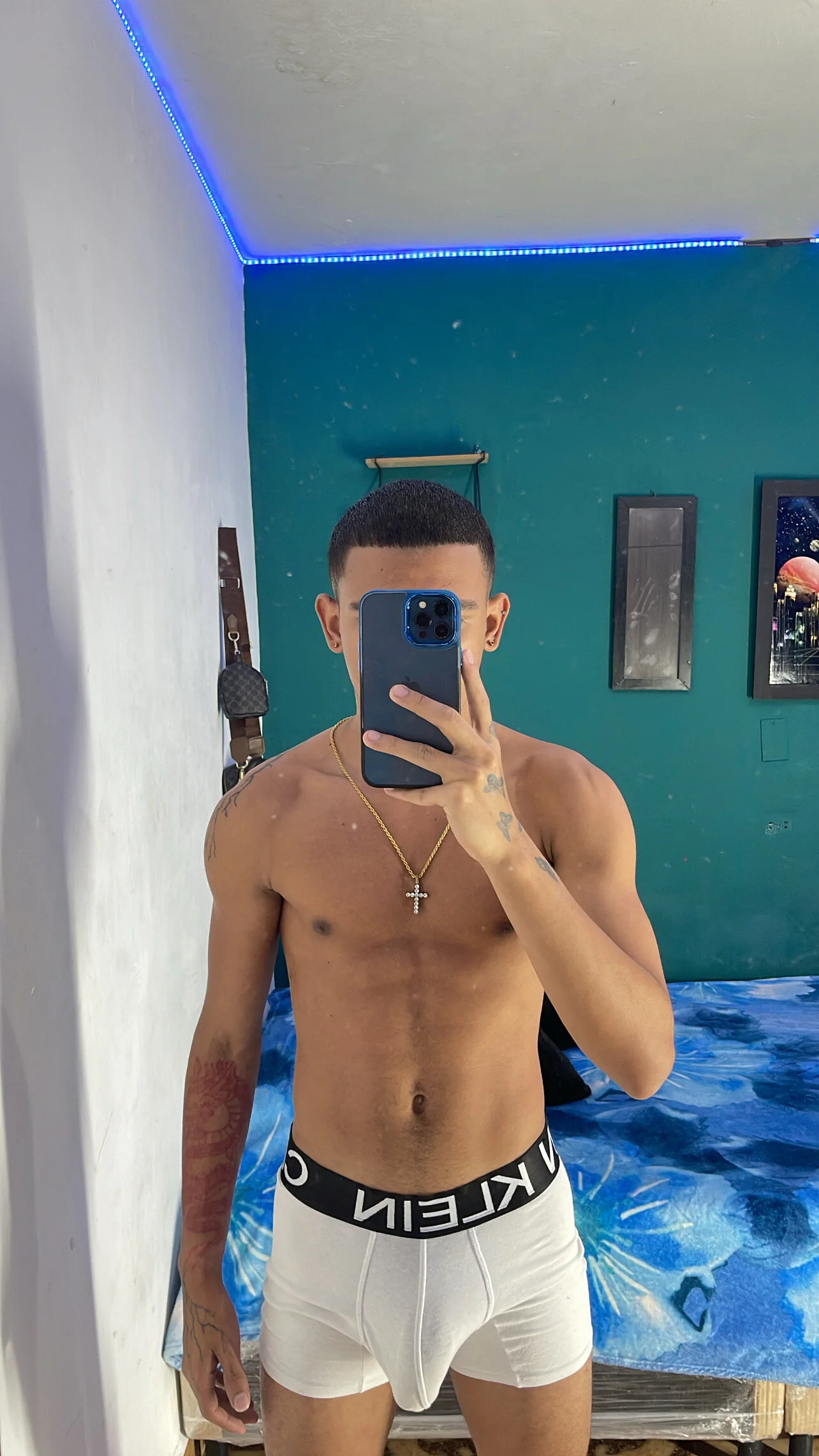XXX Porn Photo of Nude Romancartier_1 69
