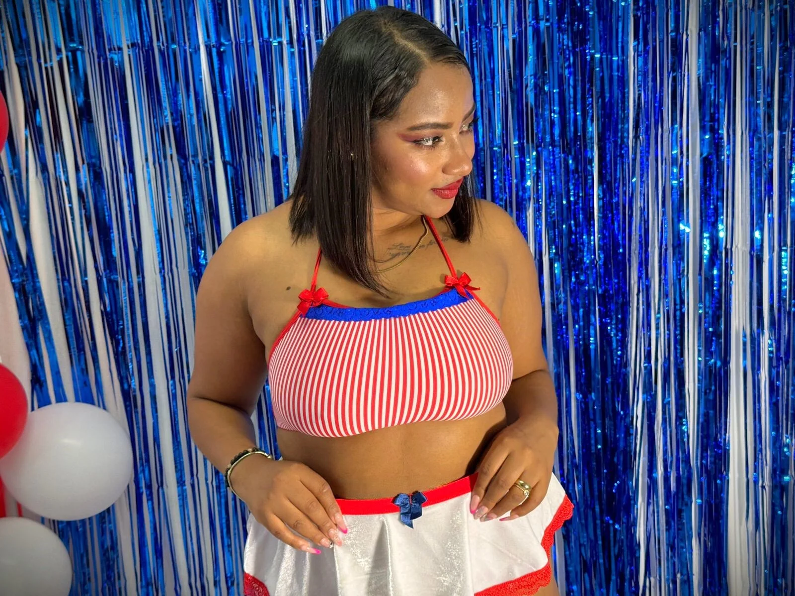 XXX Porn Photo of Nude Lawrenhils 19