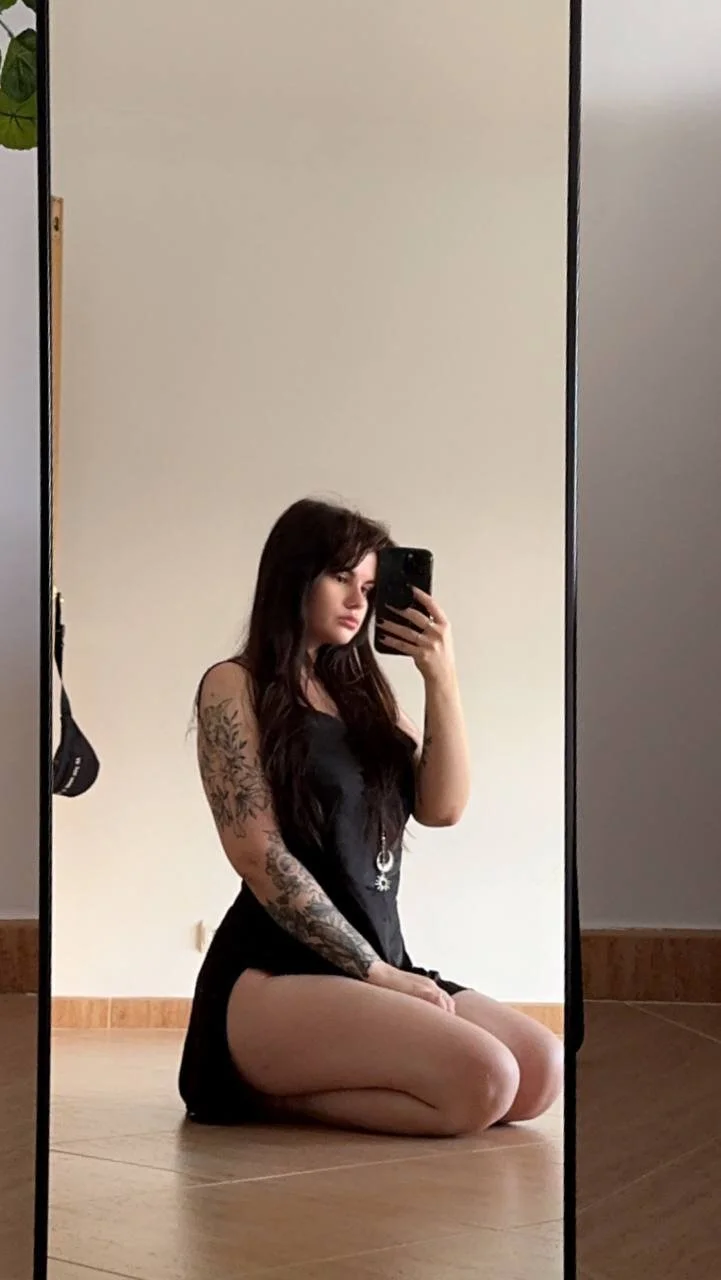 XXX Porn Photo of Nude Della_Ideal 3