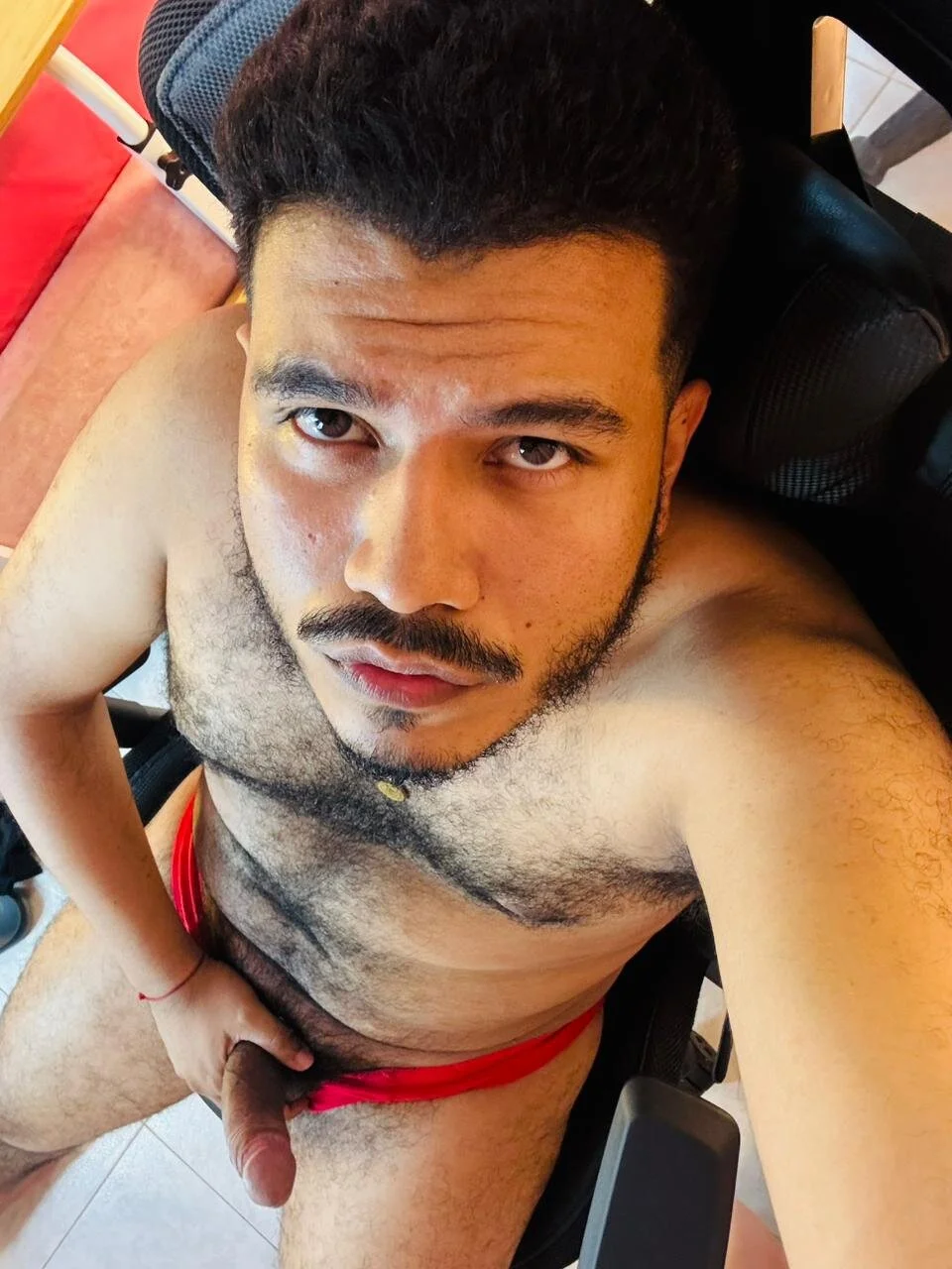 XXX Porn Photo of Nude HairyDrakee 8