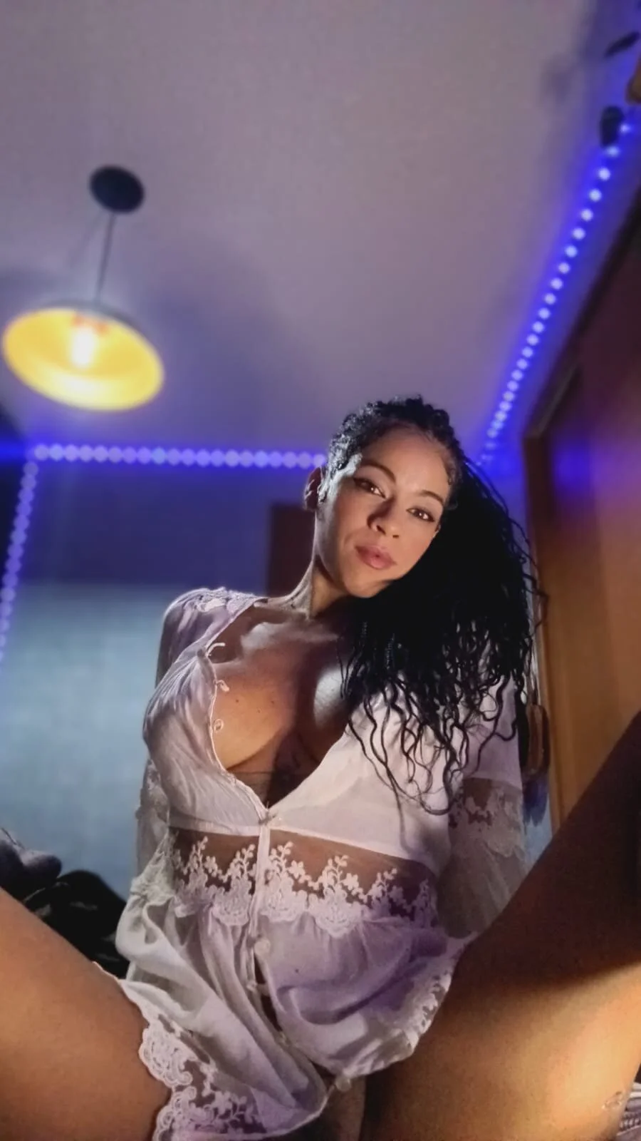 XXX Porn Photo of Nude LolaPeeres 2