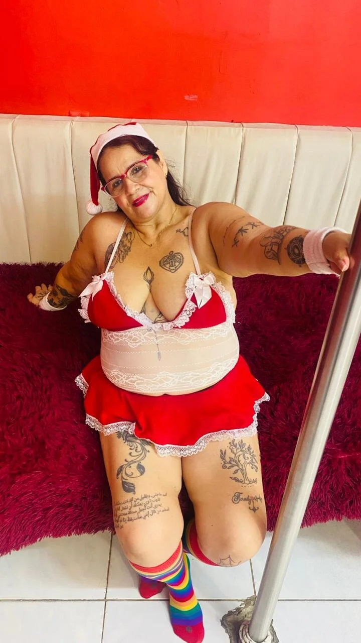 XXX Porn Photo of Nude laura_riley 44