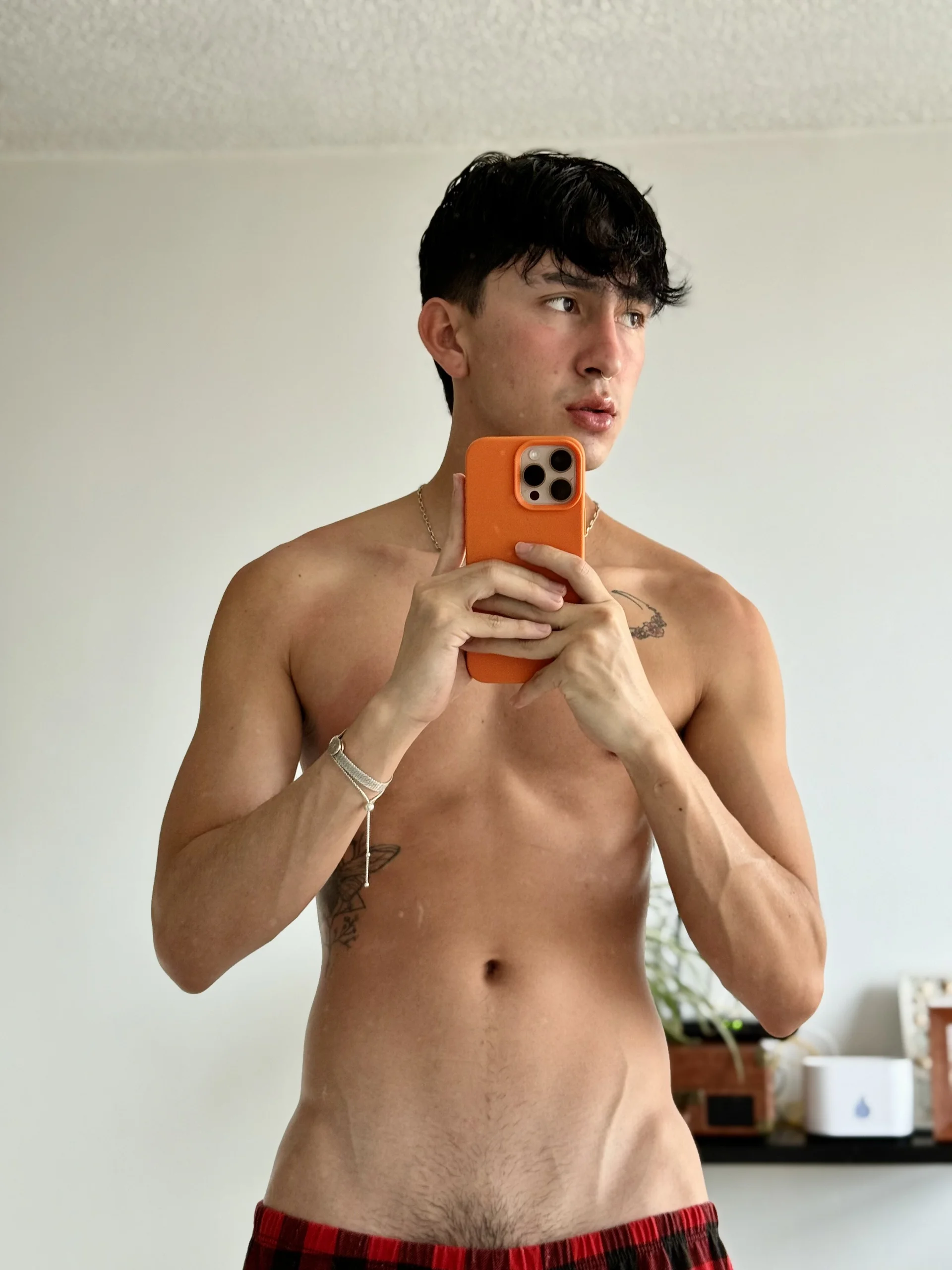 XXX Porn Photo of Nude sweettaaron01 9