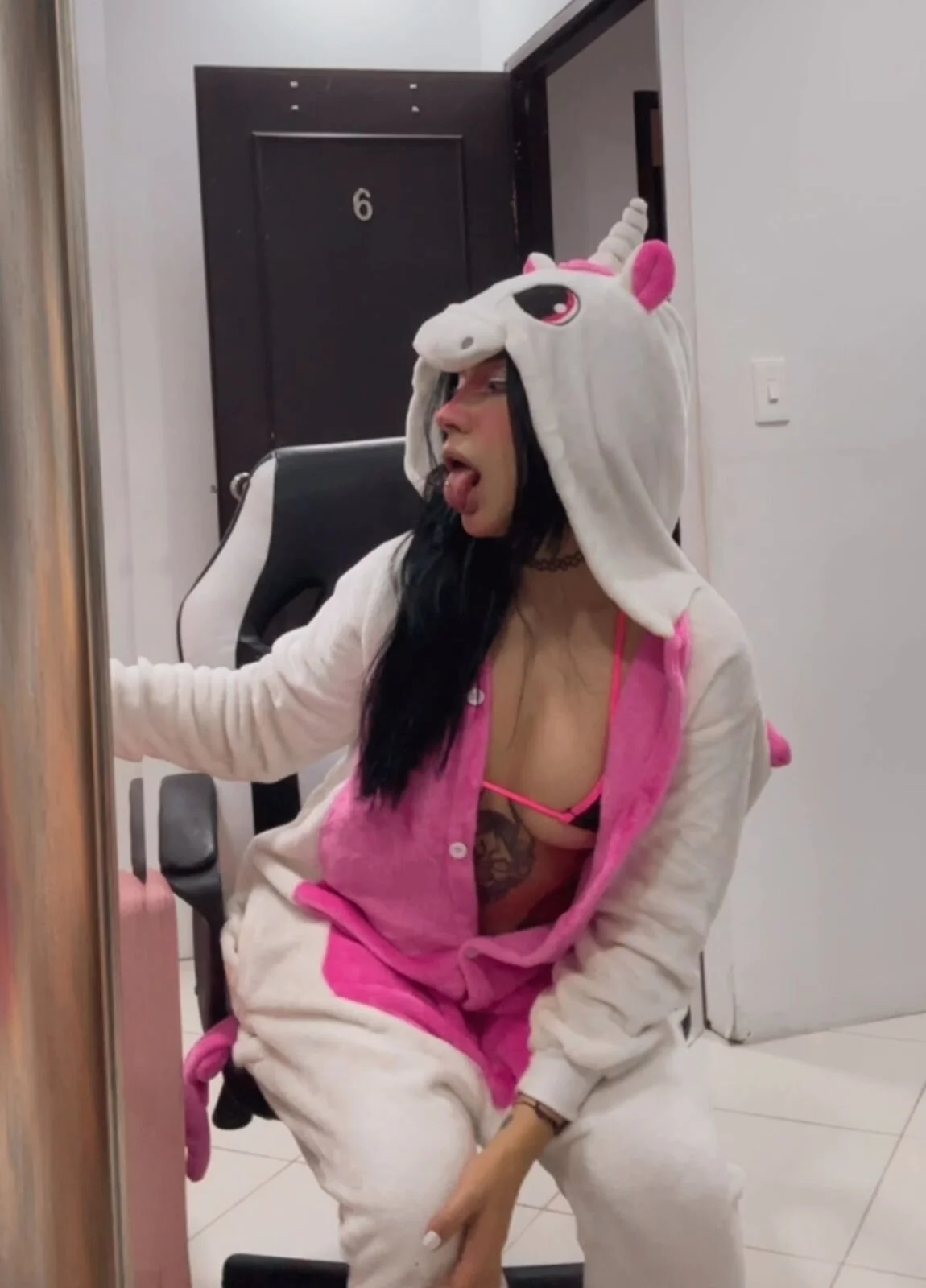XXX Porn Photo of Nude MAGIC_ISIS_ 25