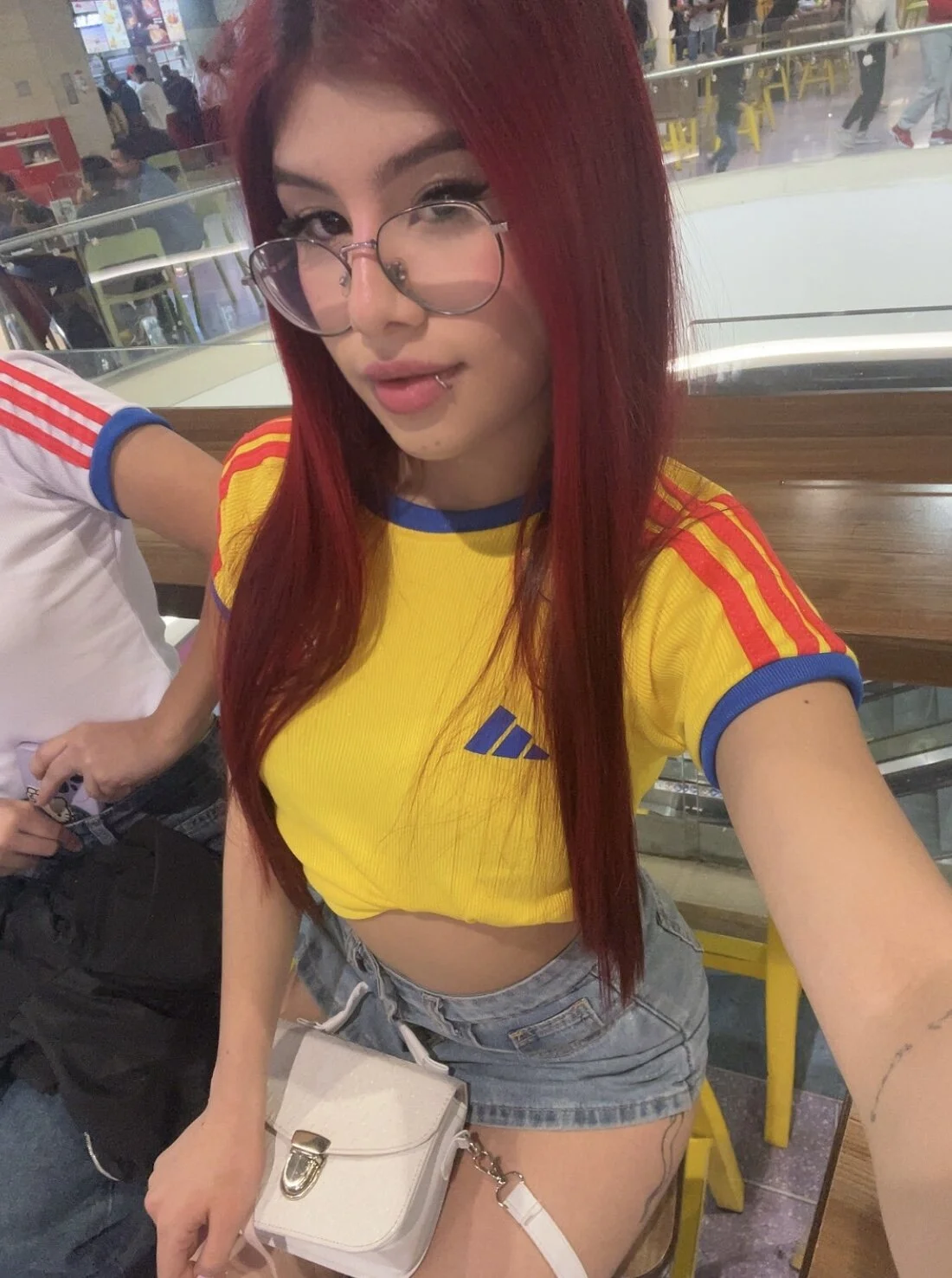 XXX Porn Photo of Nude zoeecarter_ 15