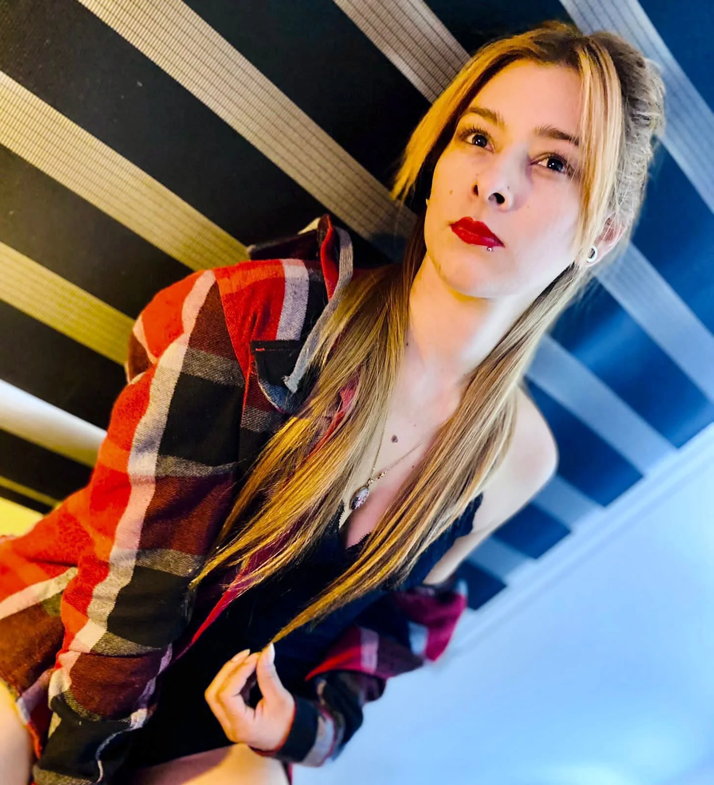 XXX Porn Photo of Nude Mialenox 2