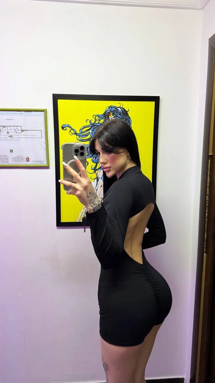 XXX Porn Photo of Nude LilyBerryy 4