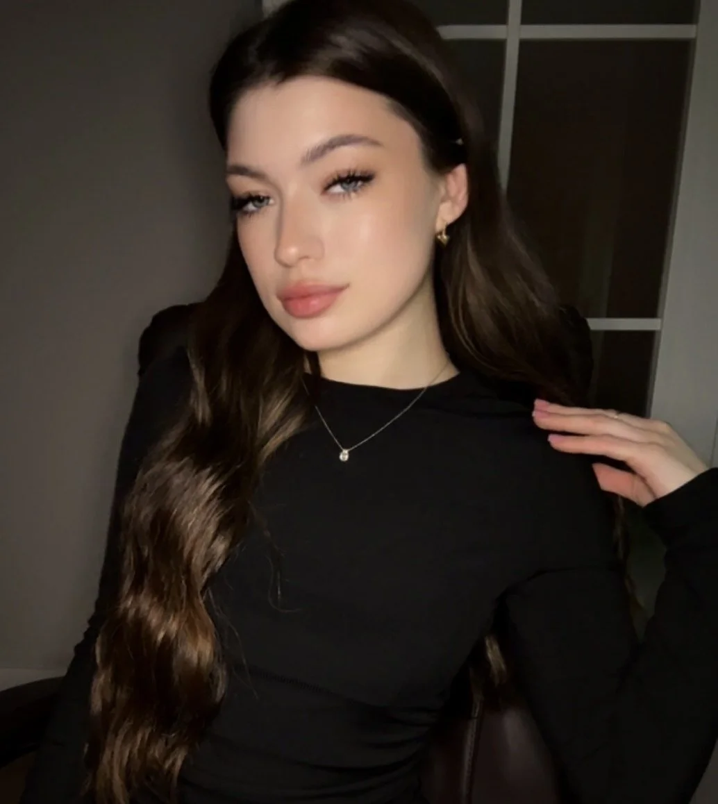 XXX Porn Photo of Nude Omella_Tomson 4