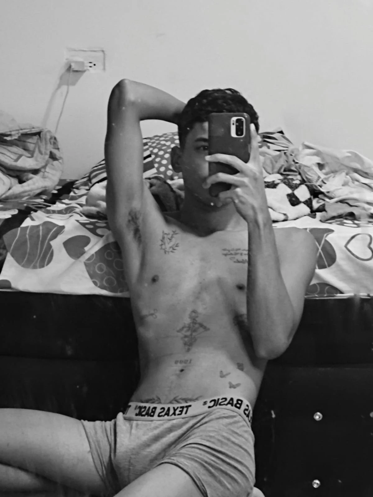 XXX Porn Photo of Nude allens_joe 6
