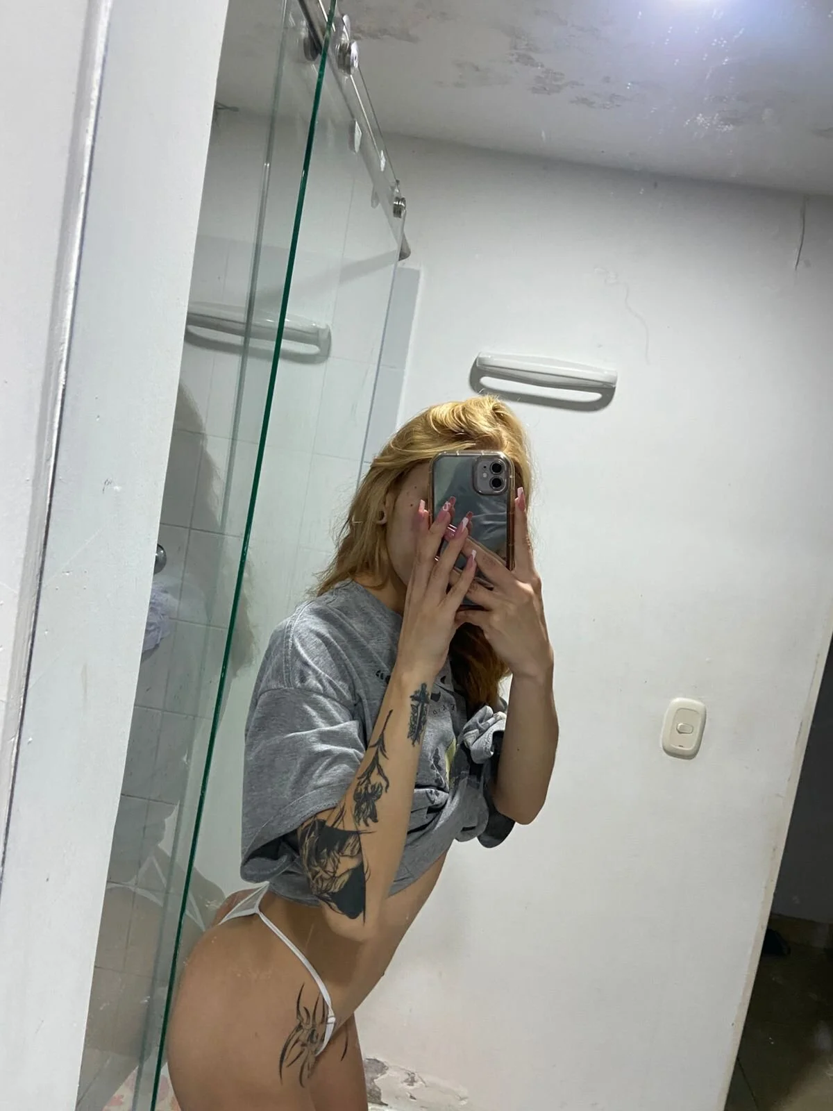 XXX Porn Photo of Nude emily_pons 6