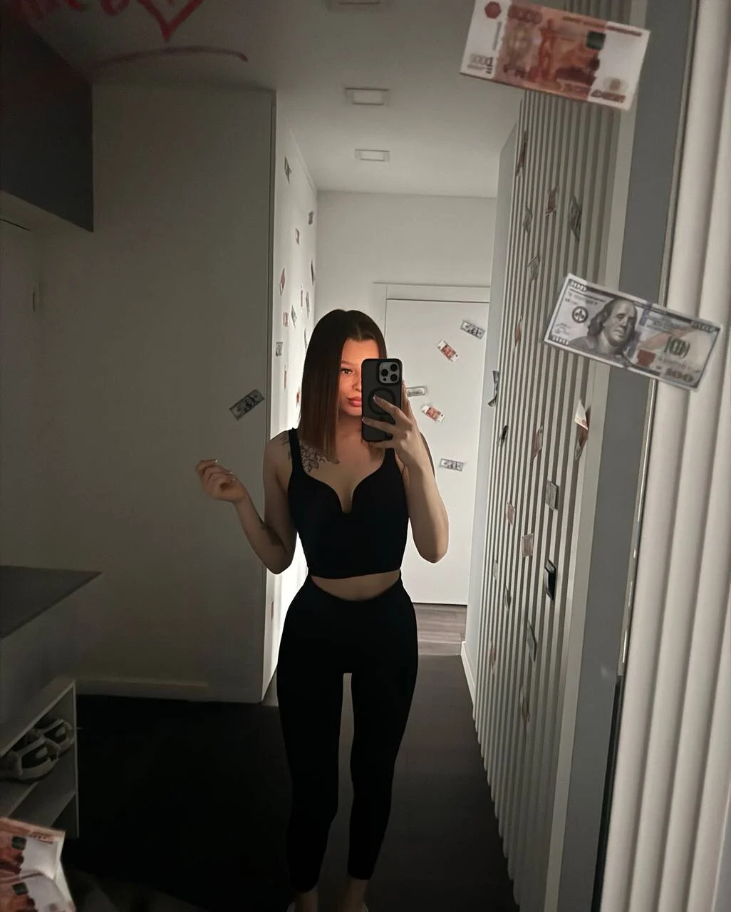XXX Porn Photo of Nude Dana_Lux 2
