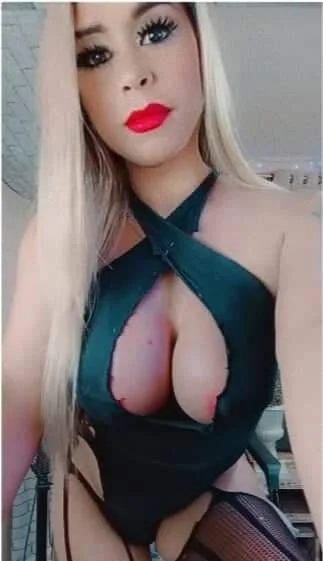 XXX Porn Photo of Nude QueenDragonc0ckts 3