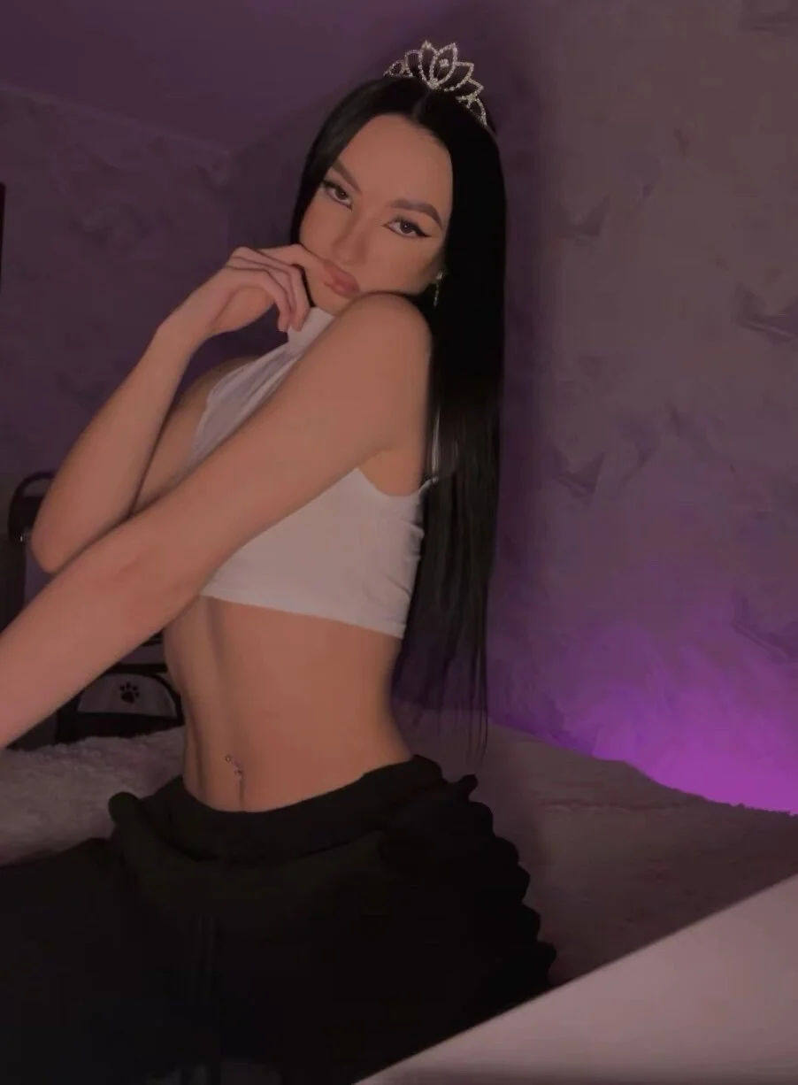 XXX Porn Photo of Nude ErisRaven 4