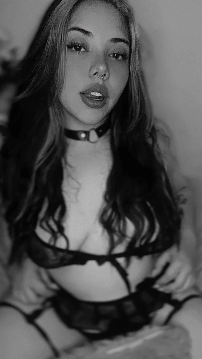 XXX Porn Photo of Nude Paulette_Blanche 22