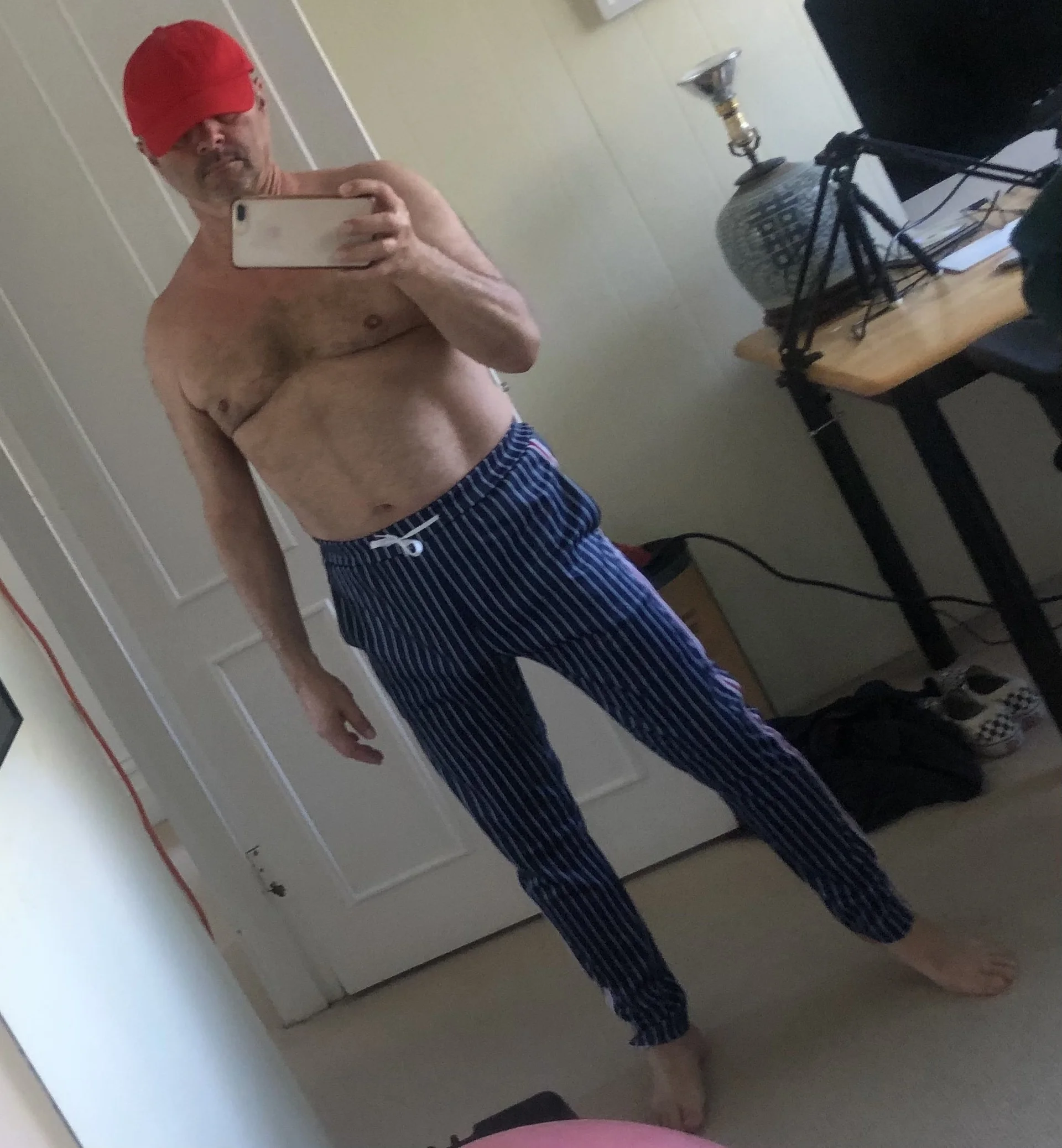 XXX Porn Photo of Nude hotdadbod 68