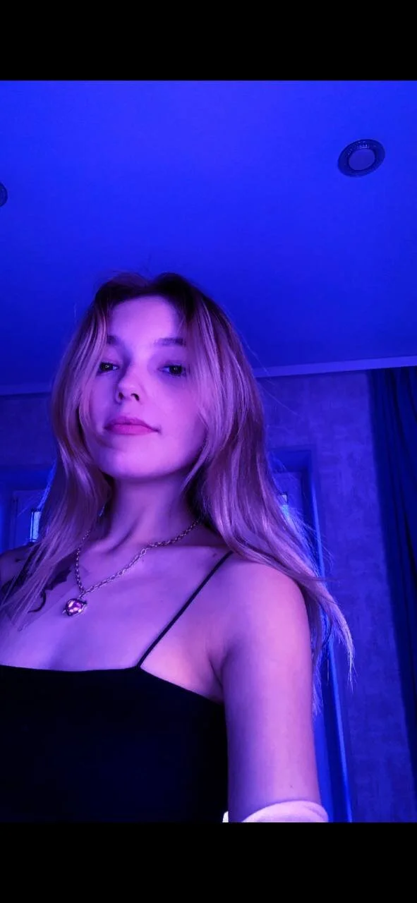 XXX Porn Photo of Nude norakisses 3