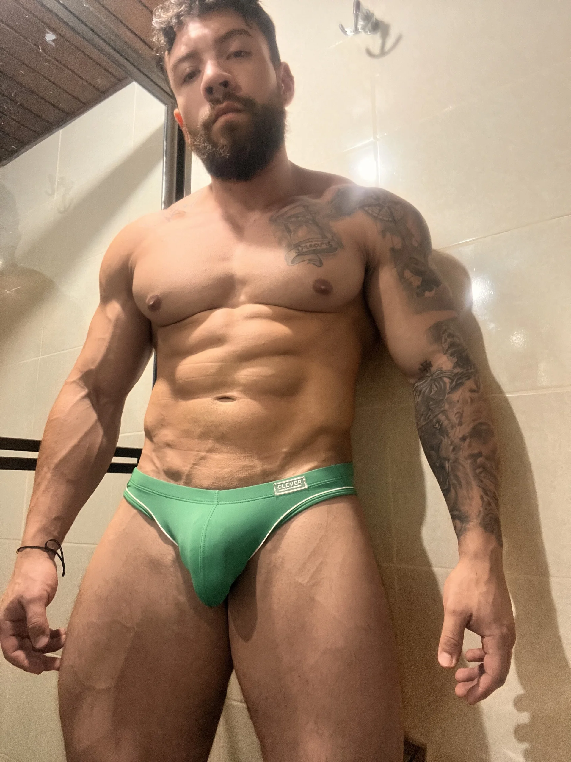 XXX Porn Photo of Nude owen_seth1 8