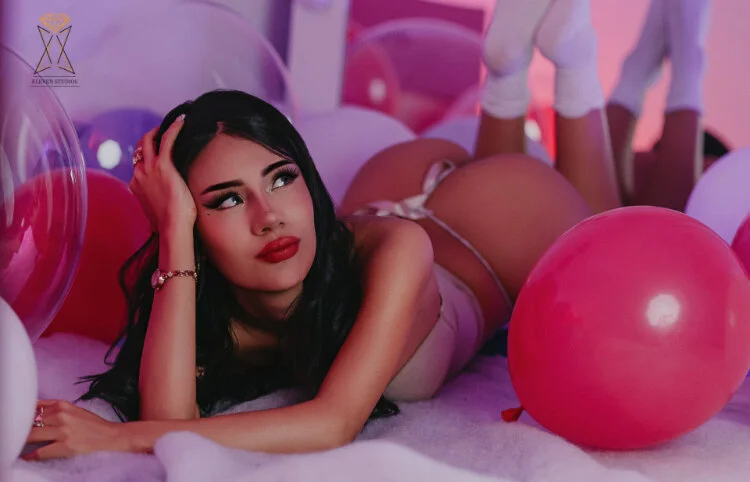 XXX Porn Photo of Nude Misslinda_ 13