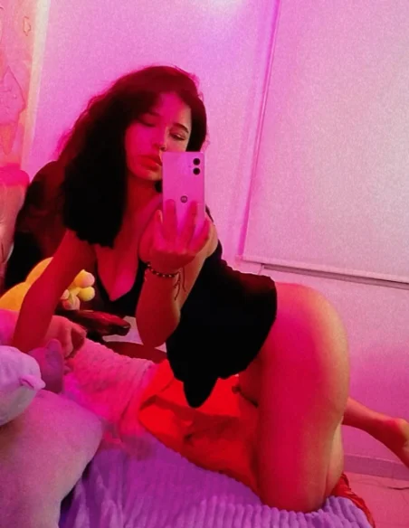 XXX Porn Photo of Nude kyomi_beth 1