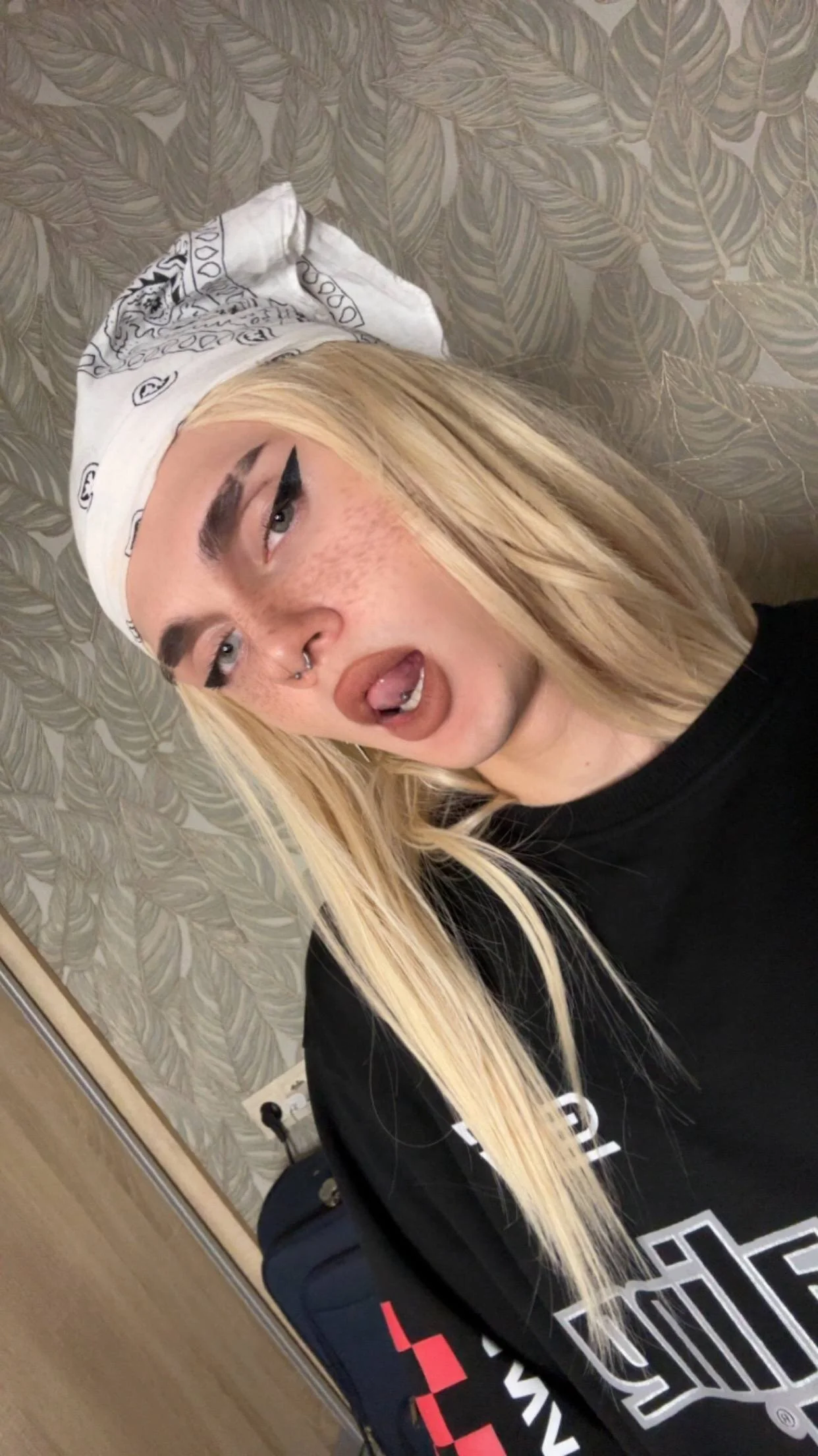 XXX Porn Photo of Nude CHERLYBAY 4