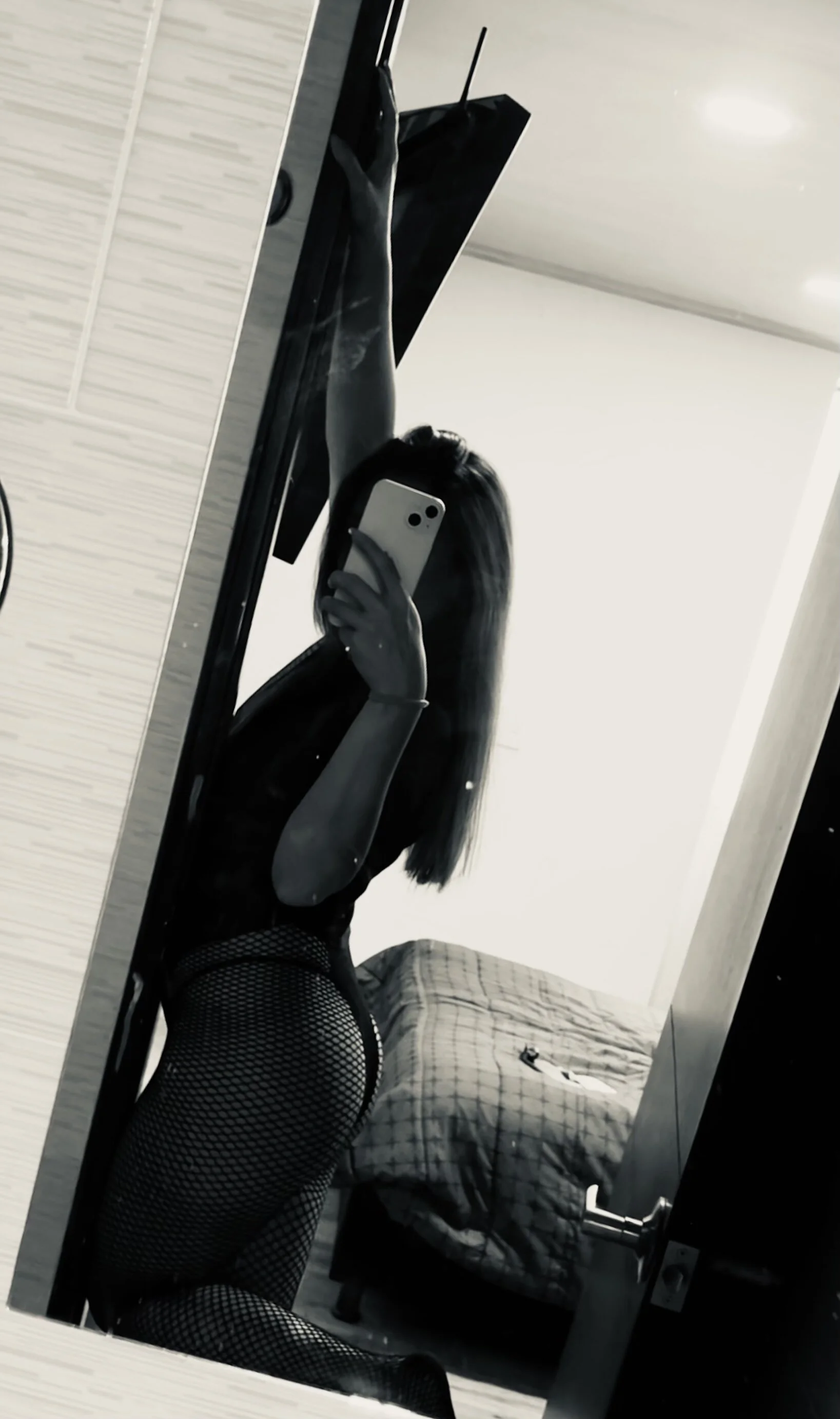 XXX Porn Photo of Nude i_am_cami 1