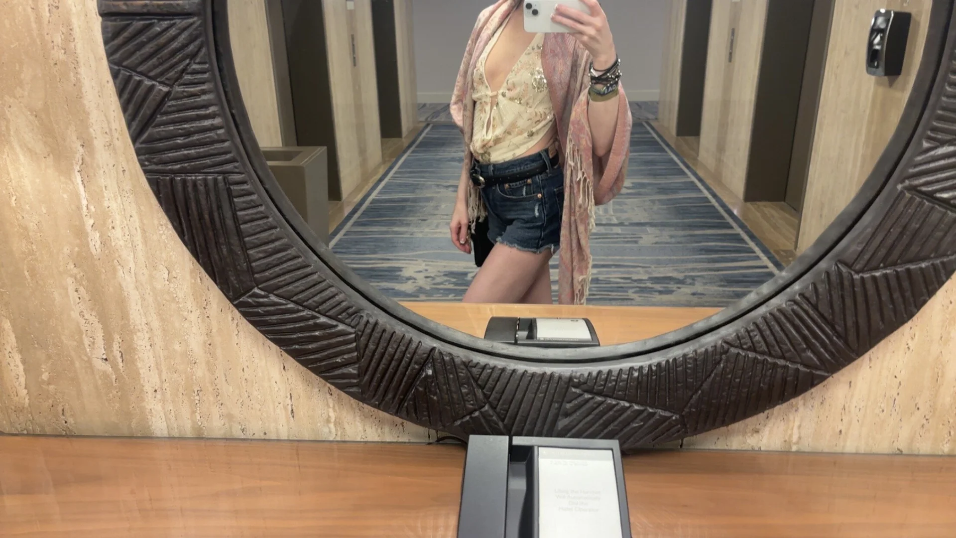 XXX Porn Photo of Nude Maddierainexoxo 2