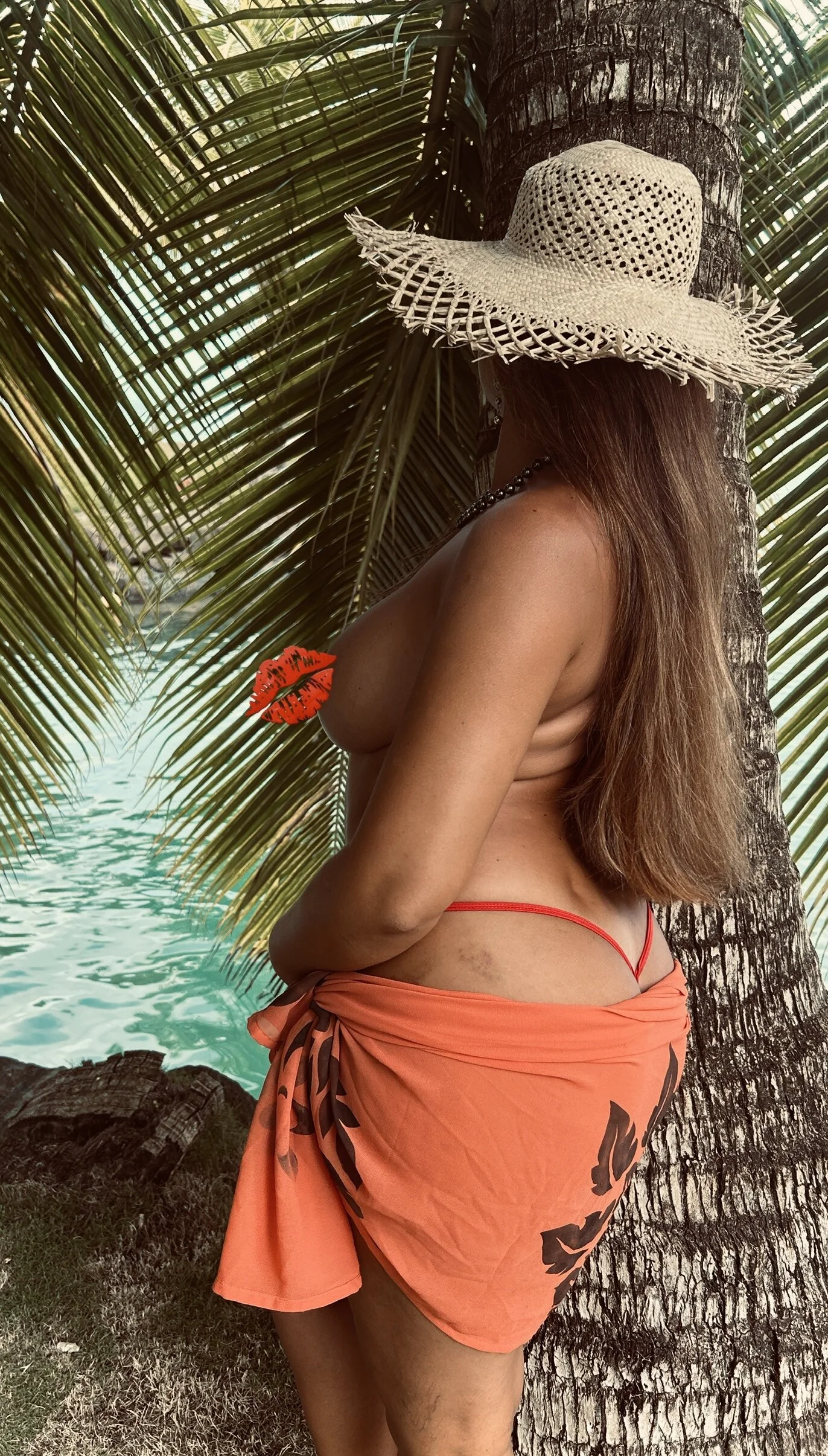 XXX Porn Photo of Nude Vahine_tahiti987 5