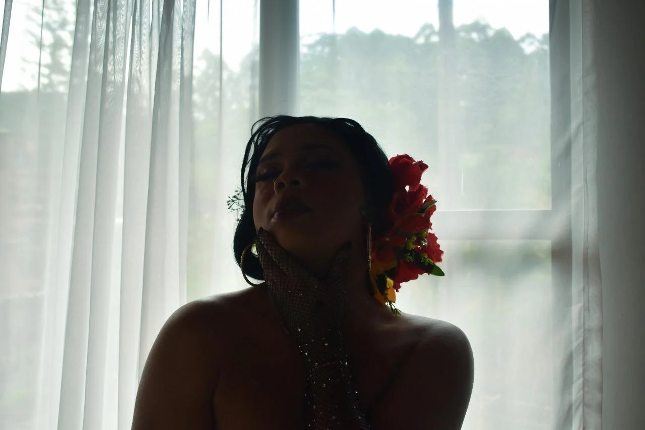 XXX Porn Photo of Nude romina_mg 2