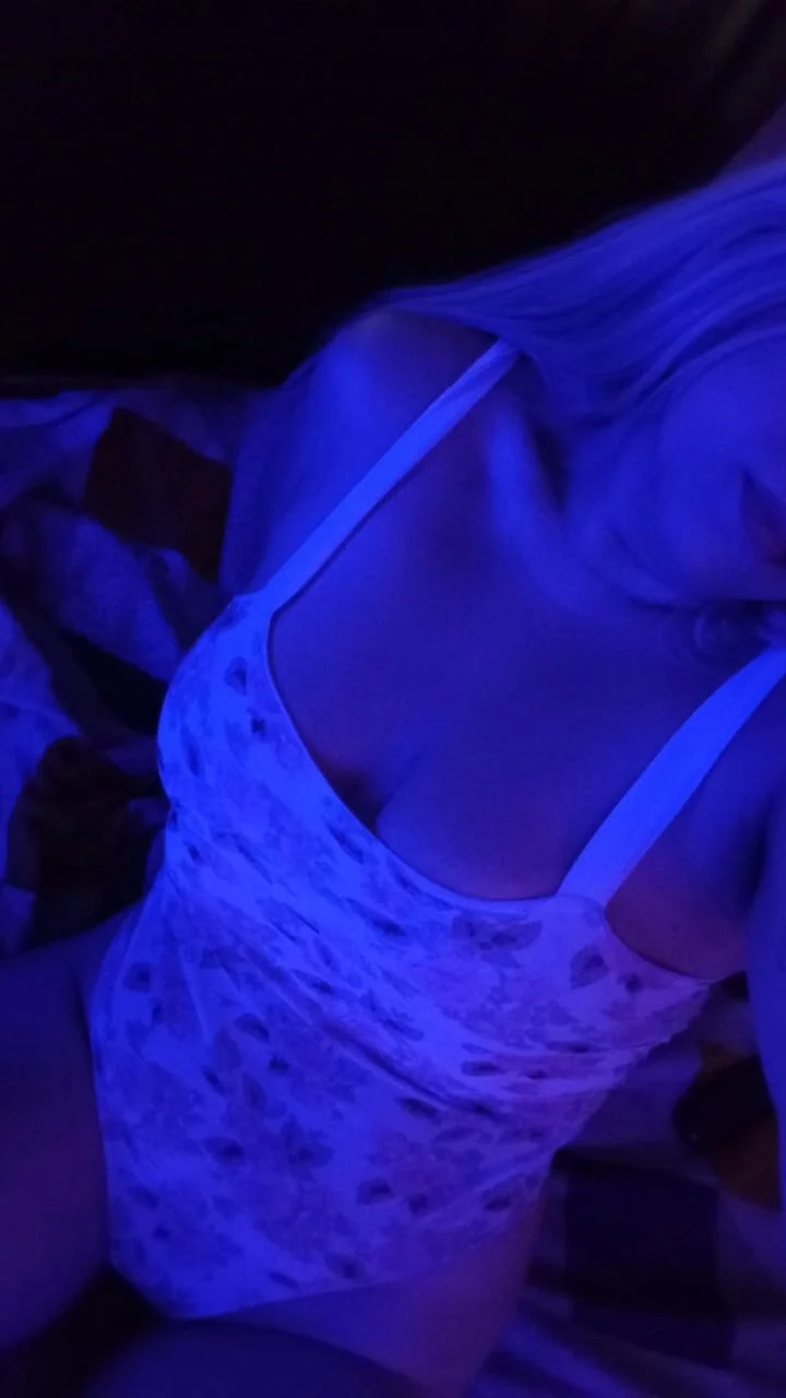 XXX Porn Photo of Nude holly_luv 1