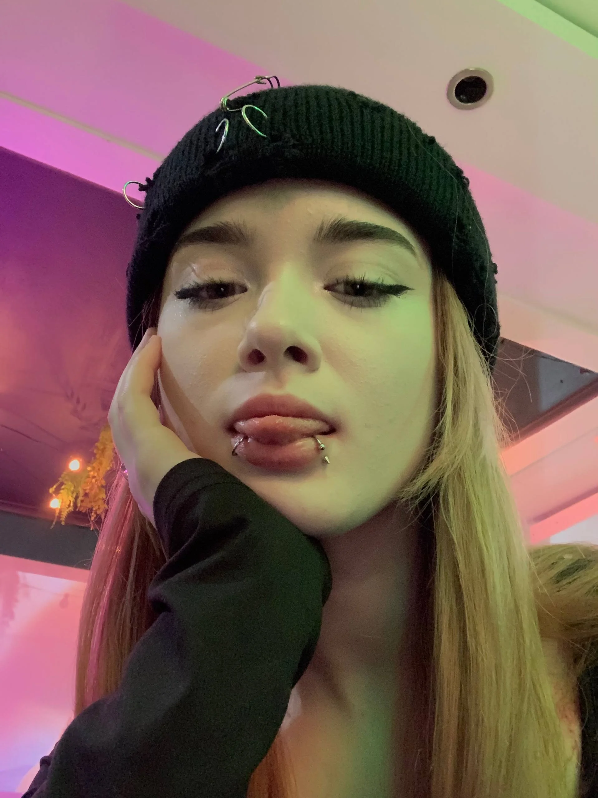 XXX Porn Photo of Nude liana_kisses 118