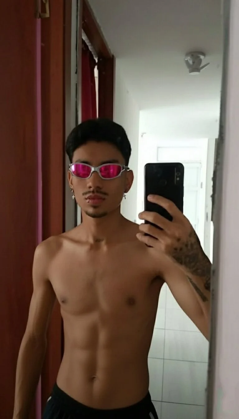 XXX Porn Photo of Nude Damien_Howard 22