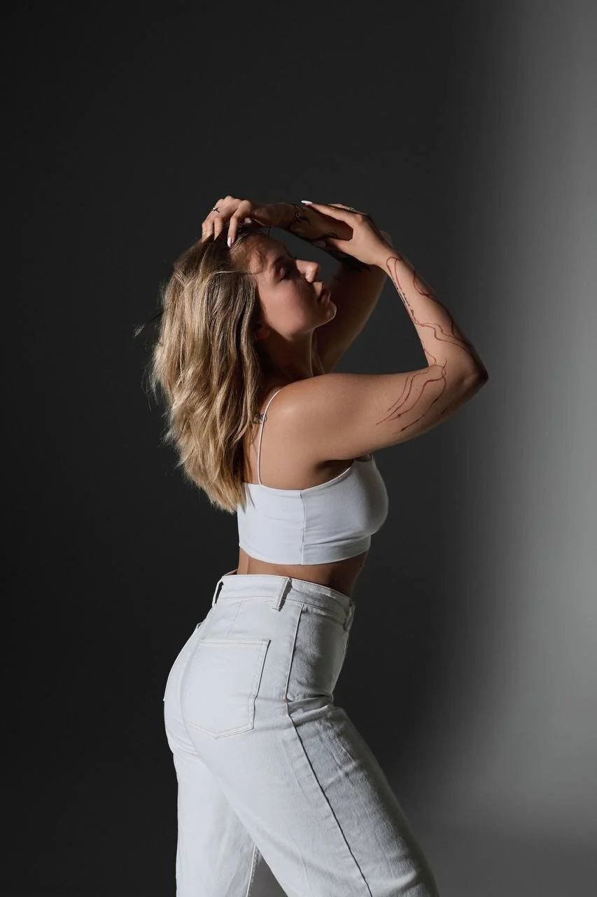 XXX Porn Photo of Nude LovelyMiley 6