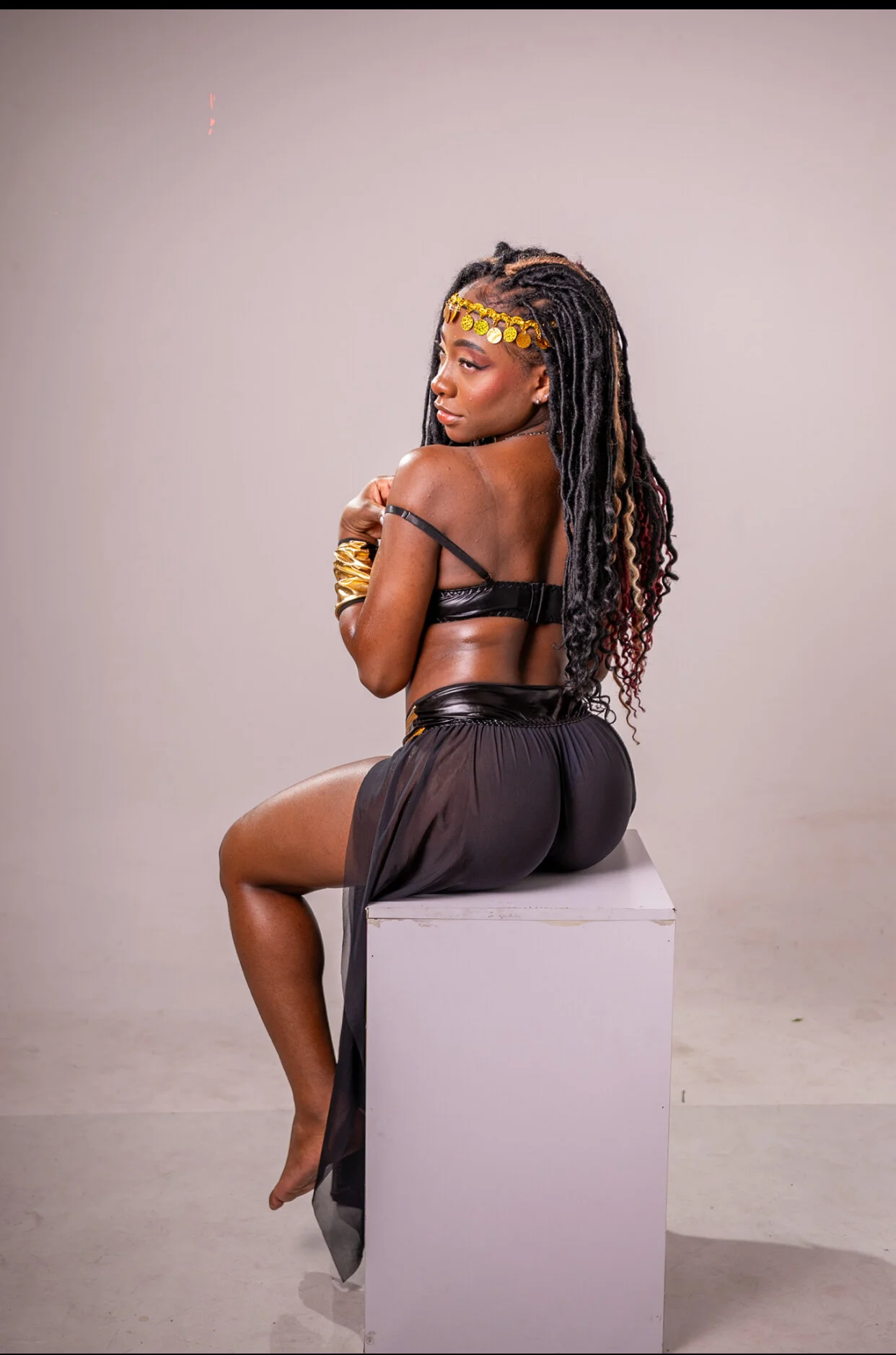 XXX Porn Photo of Nude Astergray21 12