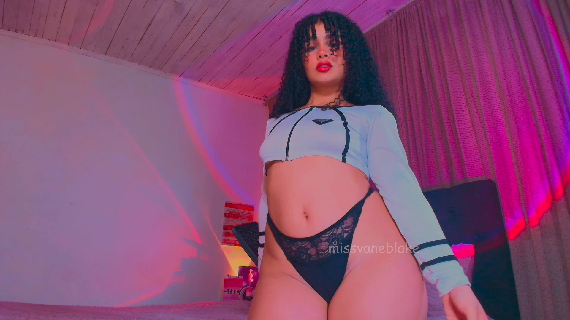 XXX Porn Photo of Nude missvaneblake 111