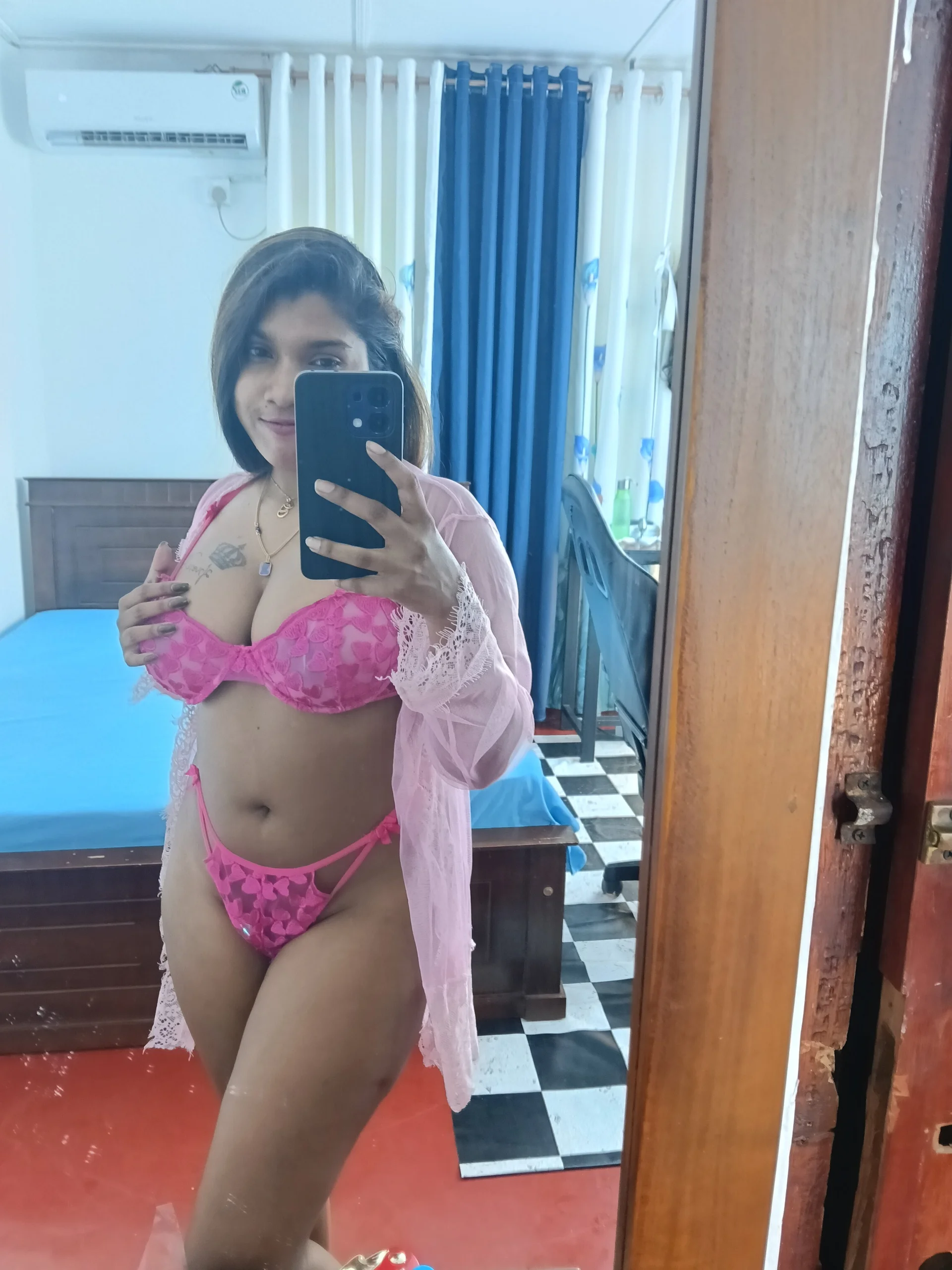 XXX Porn Photo of Nude Baby_asha 18
