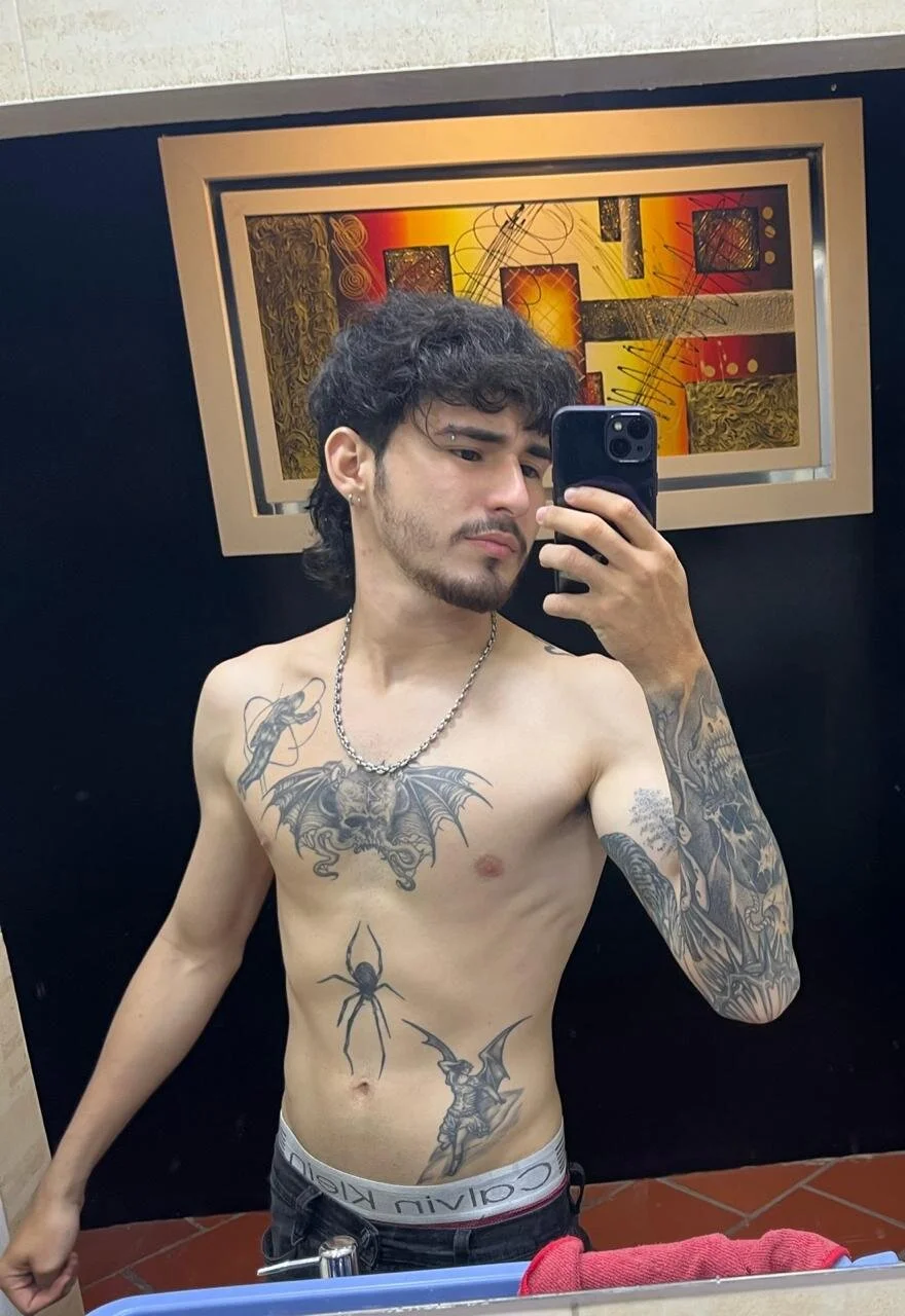 XXX Porn Photo of Nude DmitriSanders 51