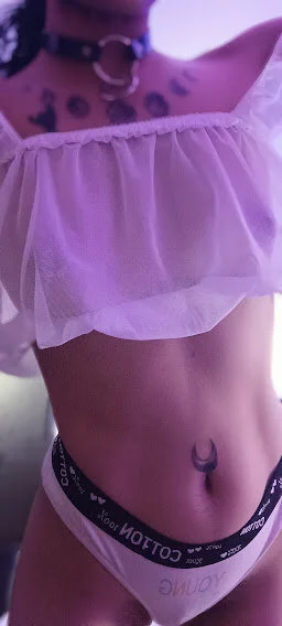 XXX Porn Photo of Nude sarah_benjjaminn 8