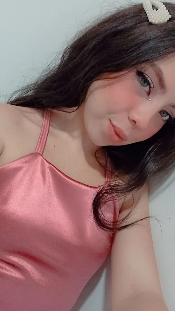 XXX Porn Photo of Nude PetiteIvoryQueen19 2