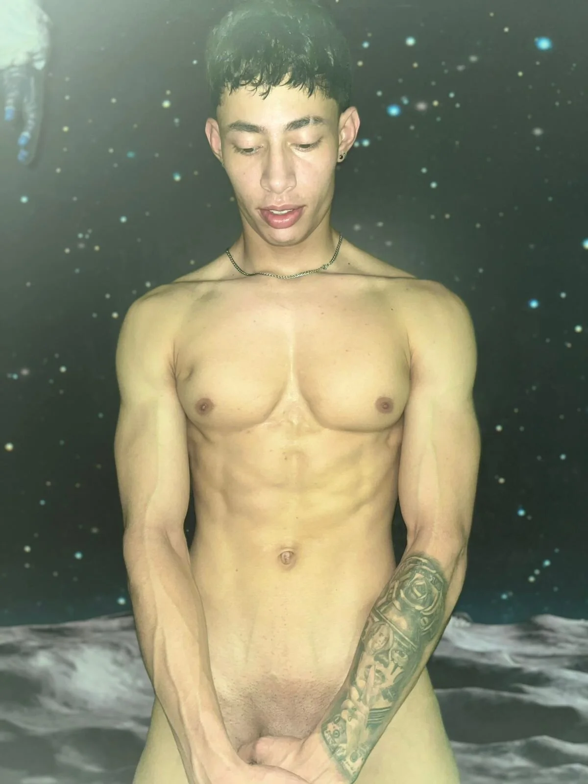 XXX Porn Photo of Nude jey_cox23 5