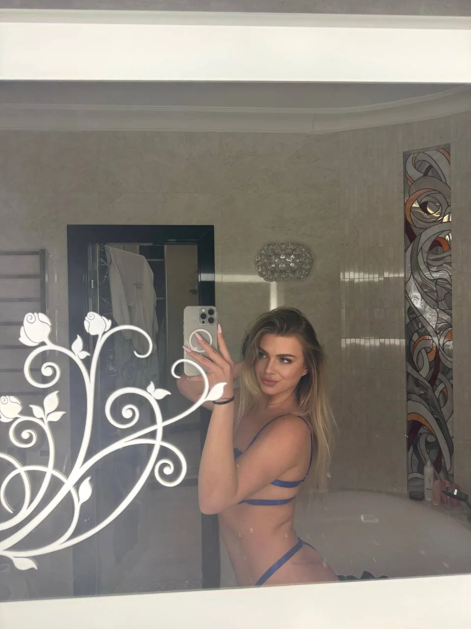 XXX Porn Photo of Nude Angel___Blond 11