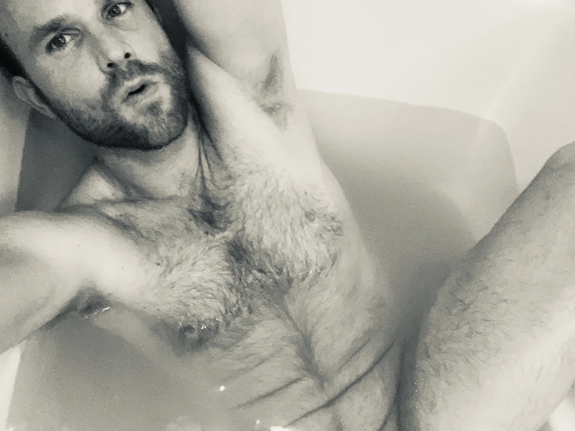XXX Porn Photo of Nude BradBudsinDC 2