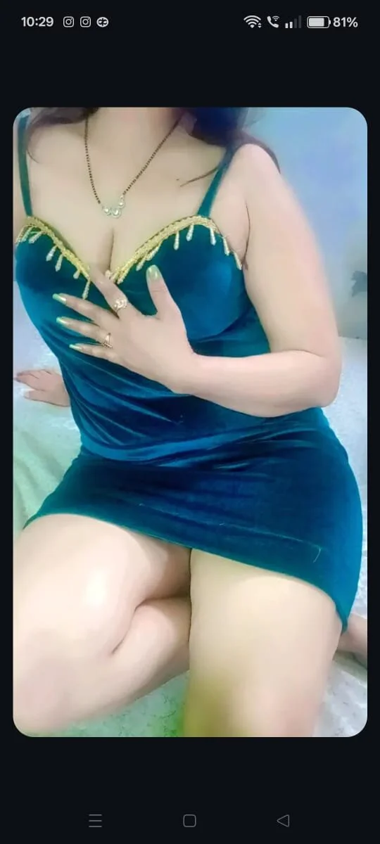 XXX Porn Photo of Nude alinaarora 18