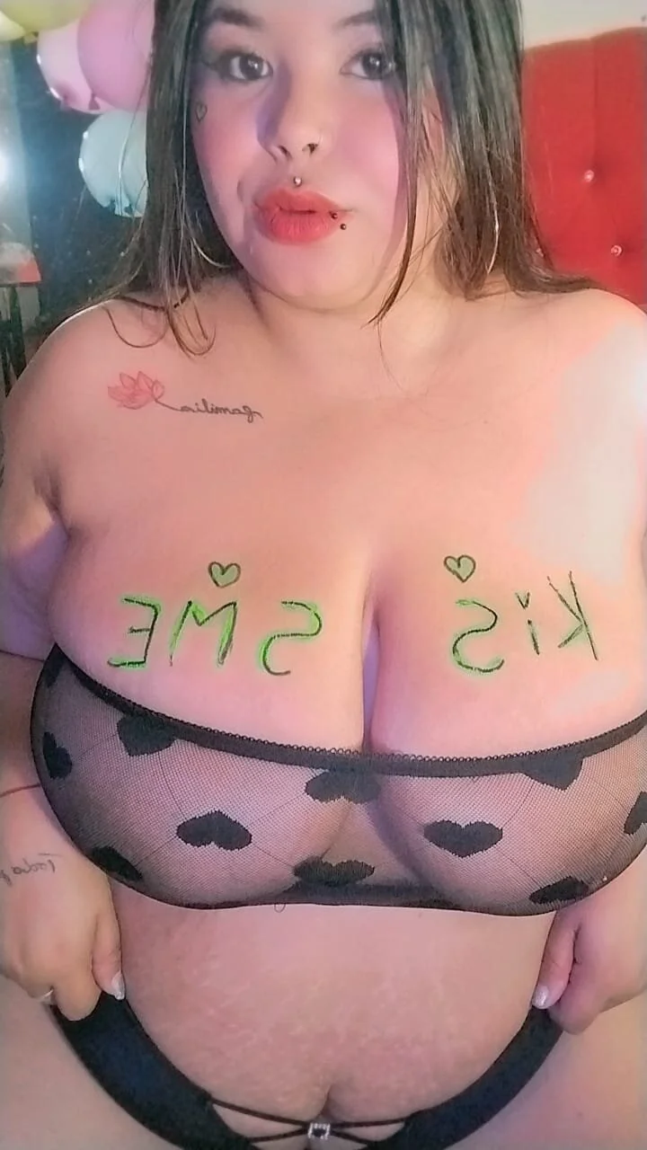 XXX Porn Photo of Nude Thyna_Smithx69 25