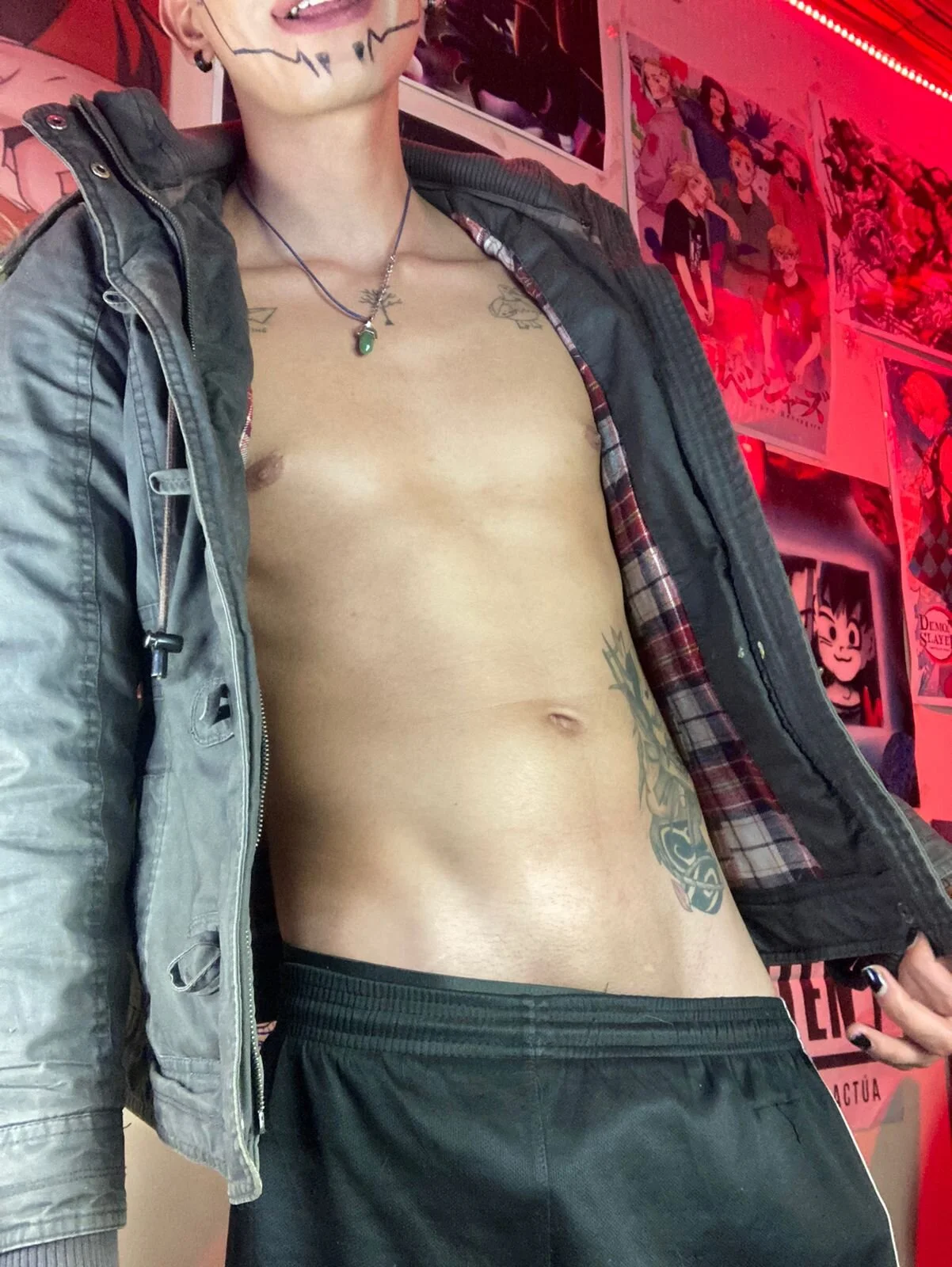 XXX Porn Photo of Nude Mikey_TR 32