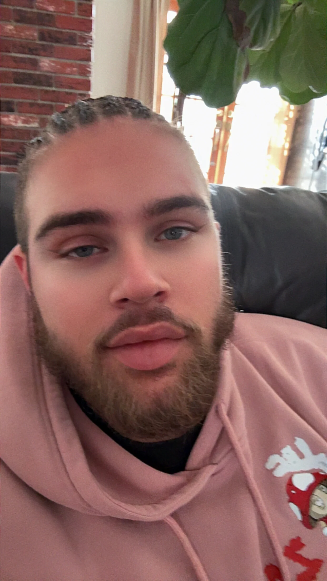 XXX Porn Photo of Nude Comfortable_Bite 3
