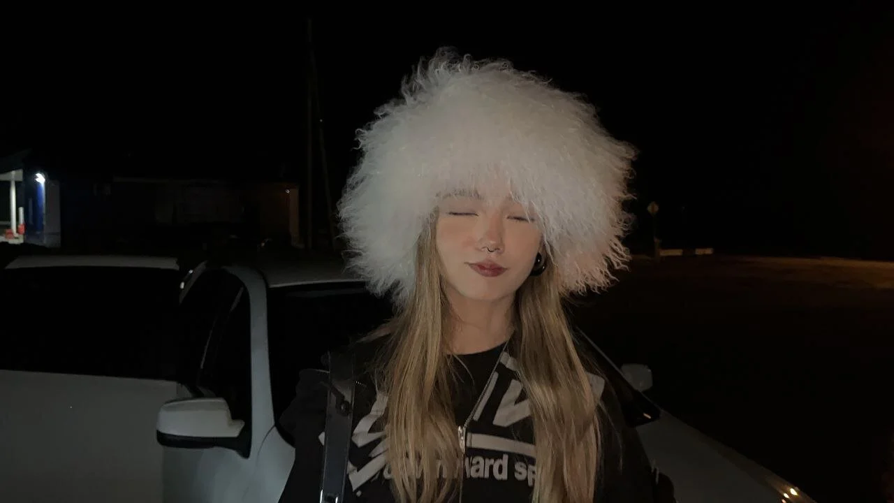 XXX Porn Photo of Nude HoneyComfy 17