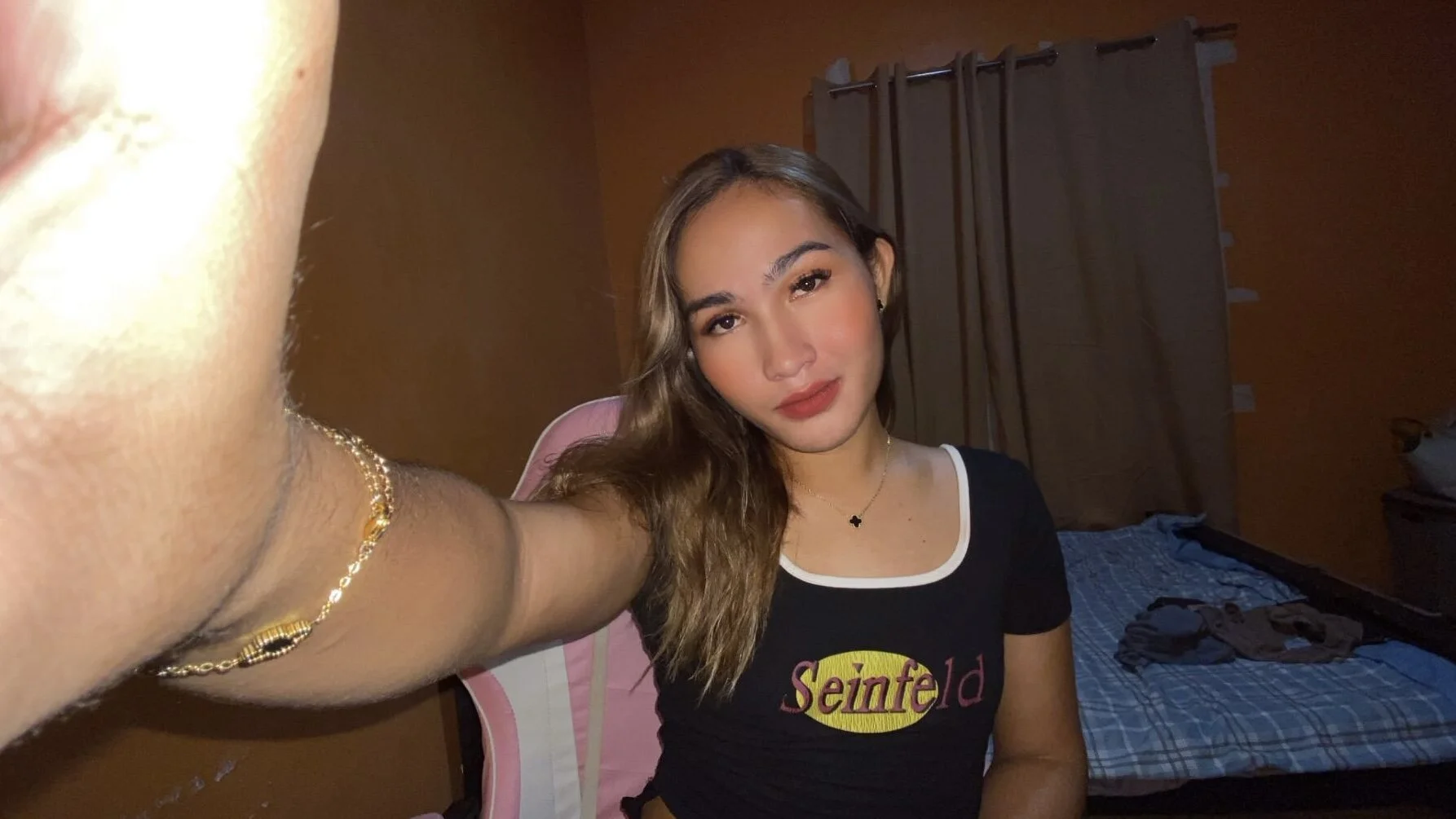 XXX Porn Photo of Nude ur_Katrina69 11